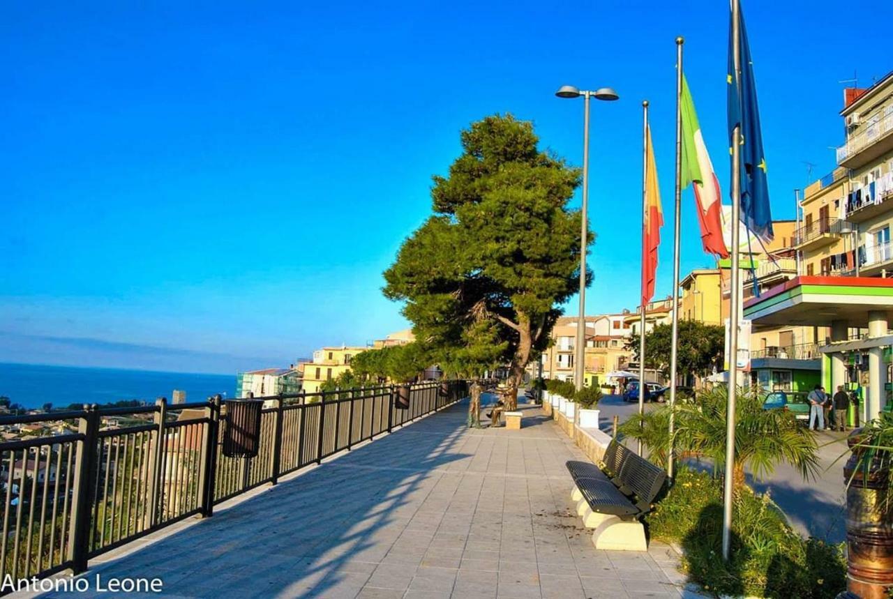 City House Villa Campofelice Di Roccella Buitenkant foto